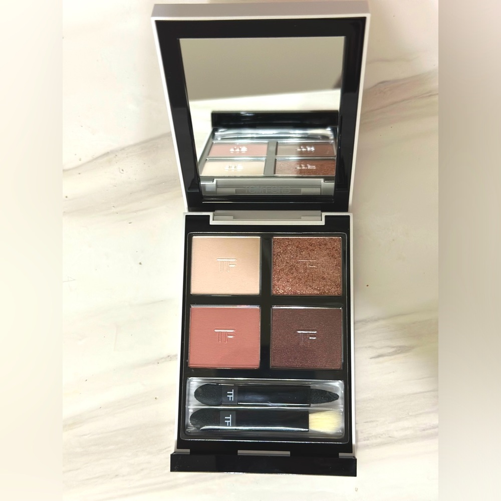 Tomford eye shadow 30 insolent rose